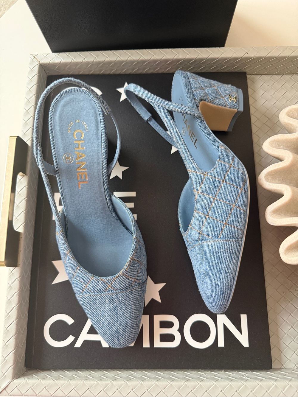 Chanel 26B CC Logo Light Blue Quilted Denim Jean Slingback Pumps Chunky Heel 38 - Picture 9 of 16